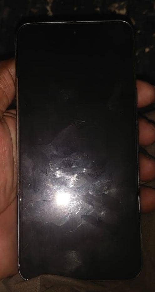 Google Pixel 8 4