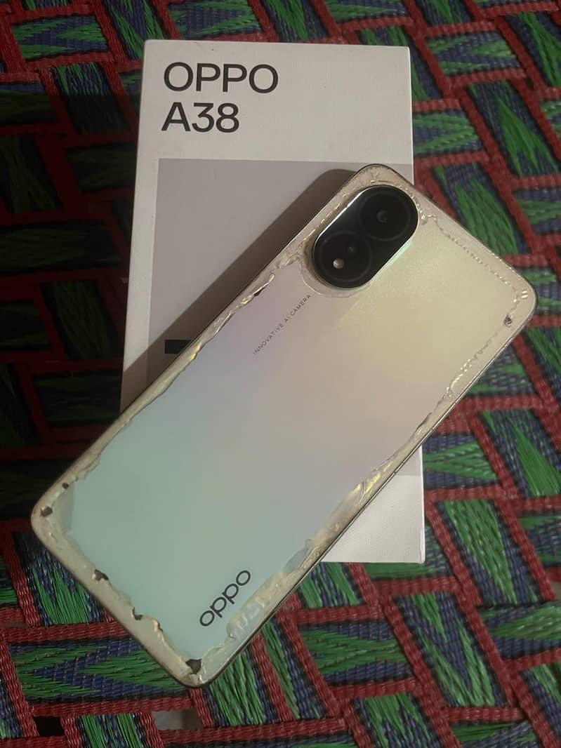OPPO A38 0
