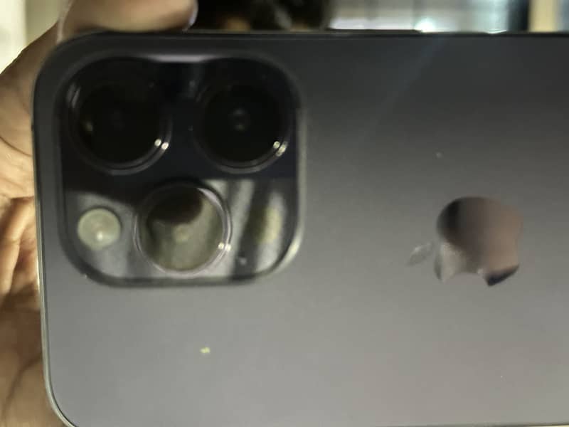 Apple iPhone 14 Pro 2