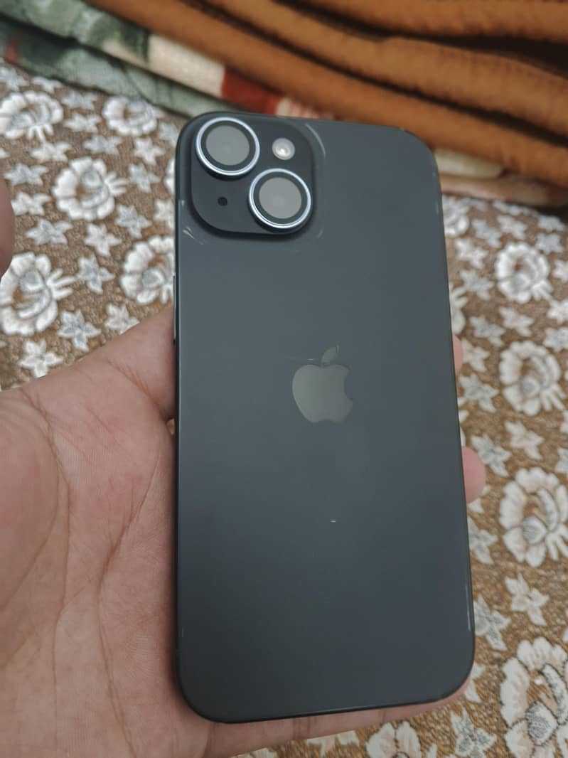 Apple iPhone 15 5