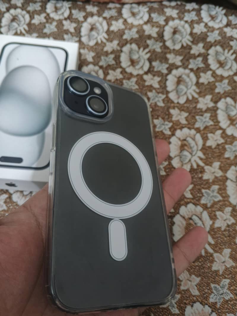 Apple iPhone 15 7