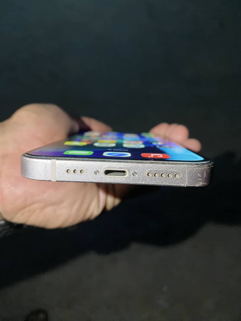 Apple iPhone 13 3