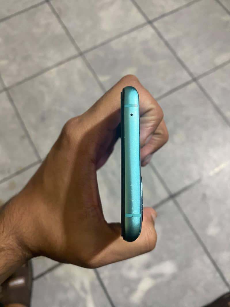 One Plus 8T 4