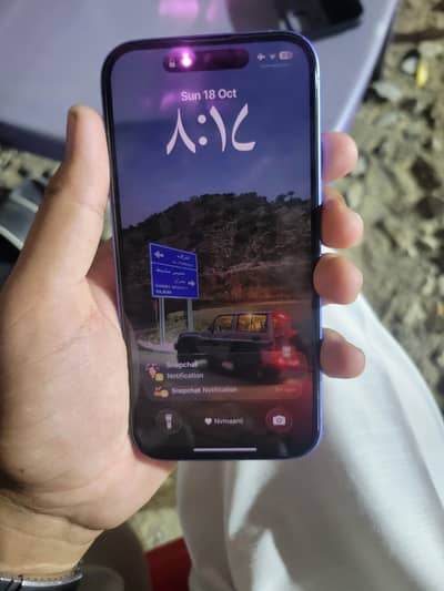 Apple iPhone 16
