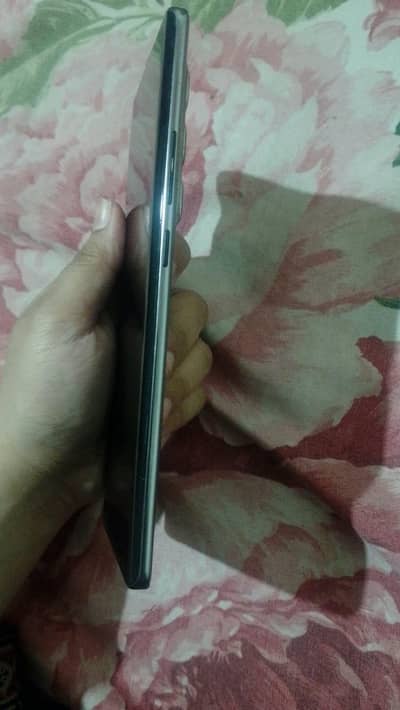 Infinix 50 pro plus 8/ 256urgnet sale