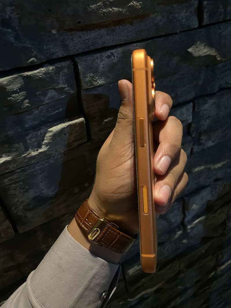 Apple iPhone 17 Pro 4