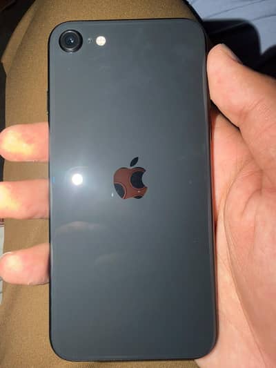 Apple iPhone SE