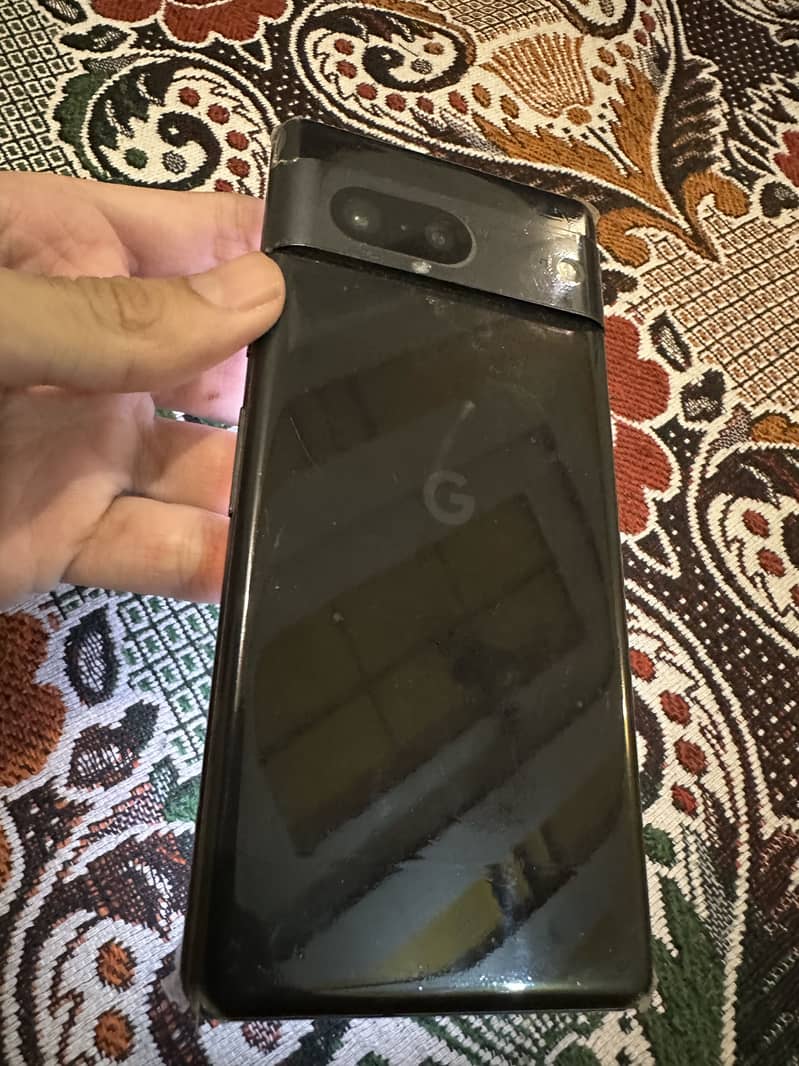 Google Pixel 7 4