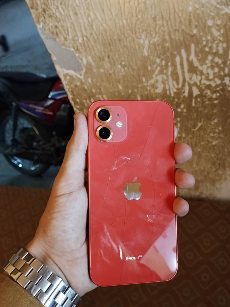 Apple iPhone 12 3