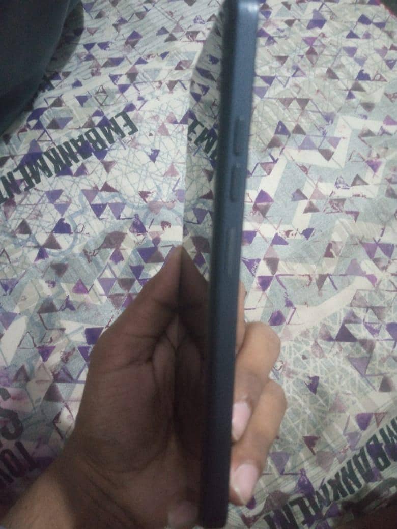 Tecno Spark Go 2 1