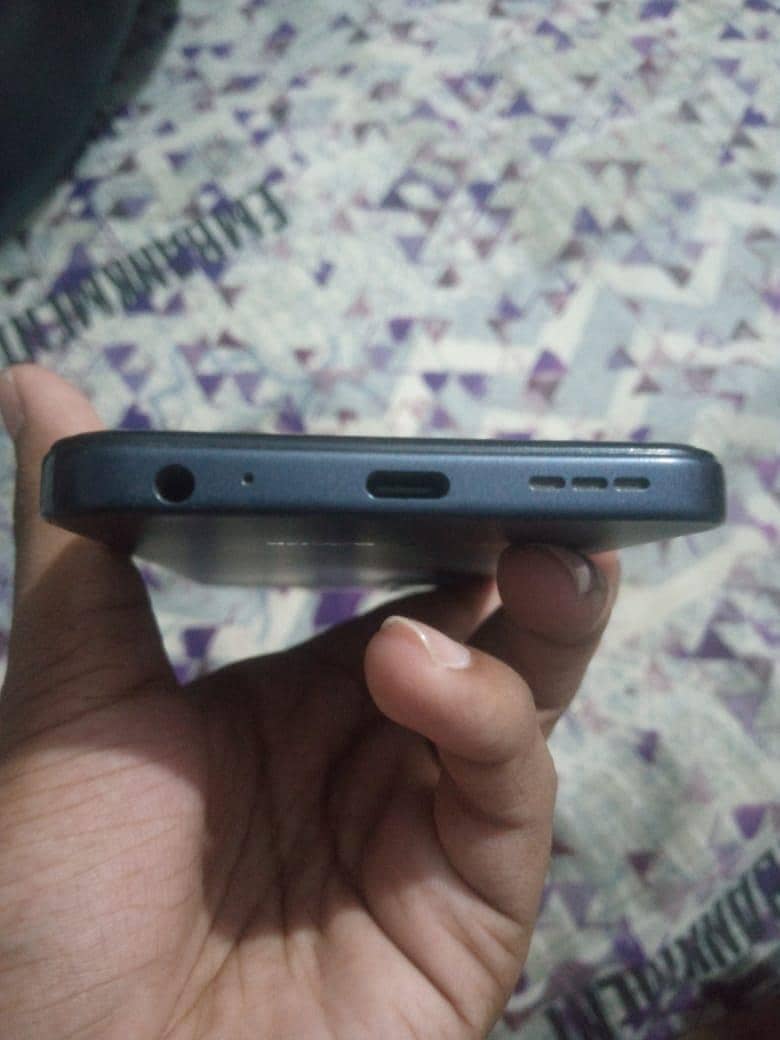Tecno Spark Go 2 2