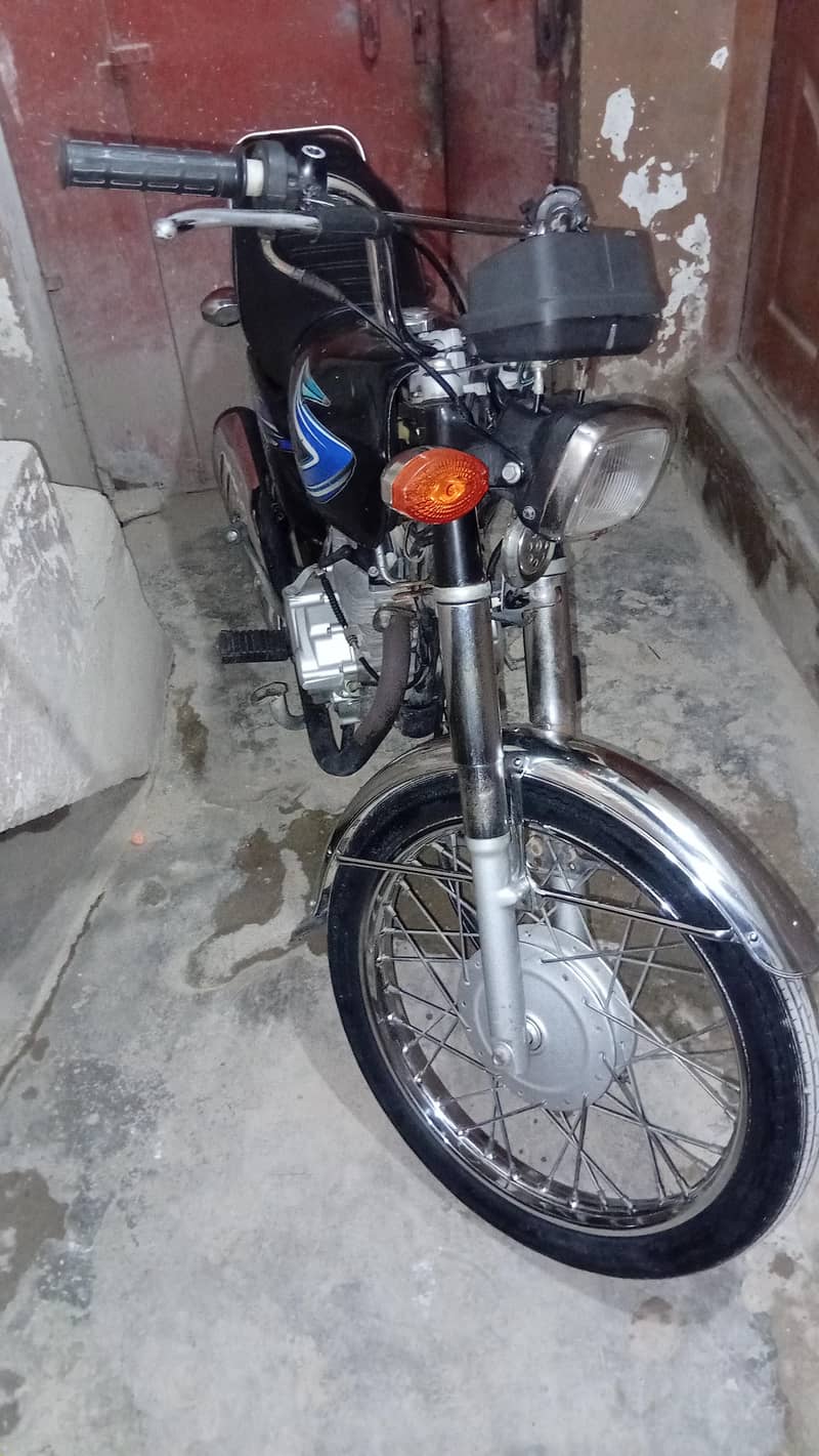 UNIQUE 125C 3
