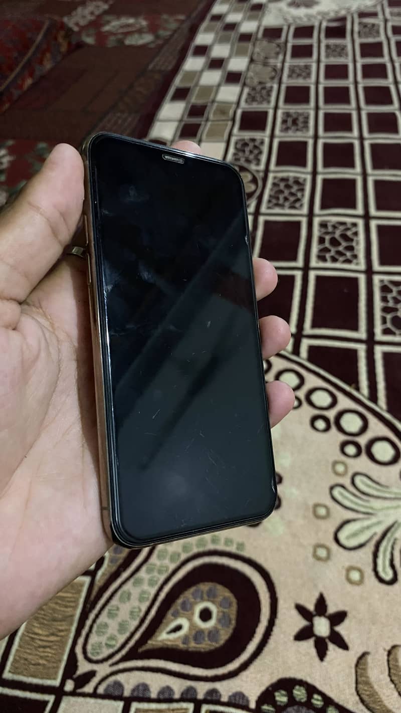 Apple iPhone 14 Pro Max 5