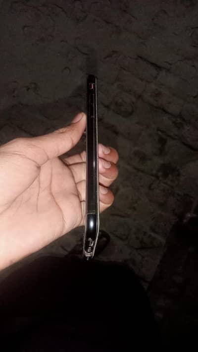 Apple iPhone SE