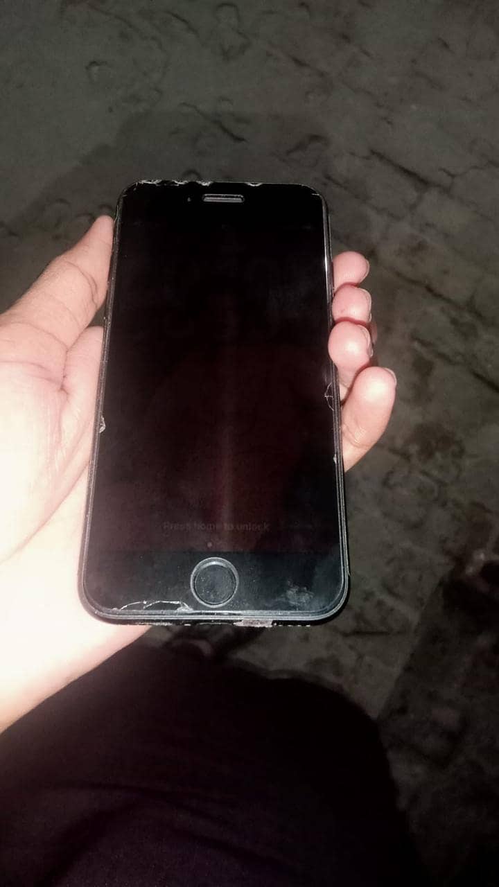 Apple iPhone SE 4
