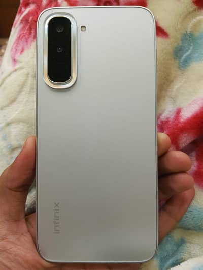 Infinix hot 70