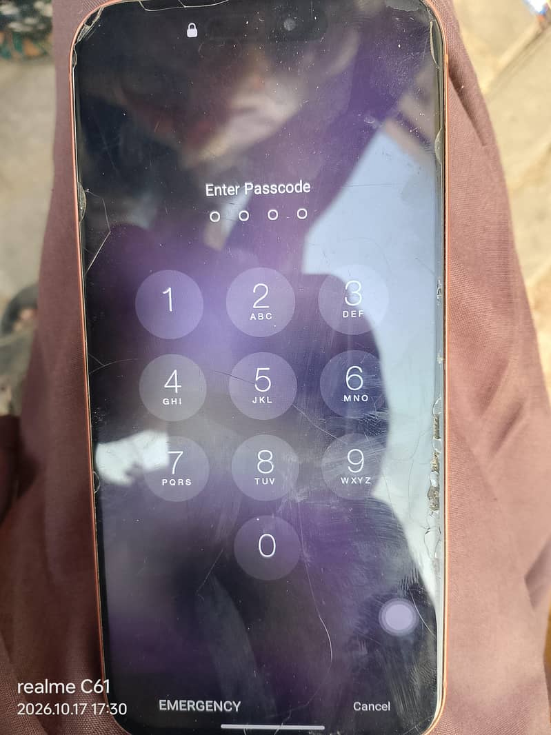 Apple iPhone 17 0