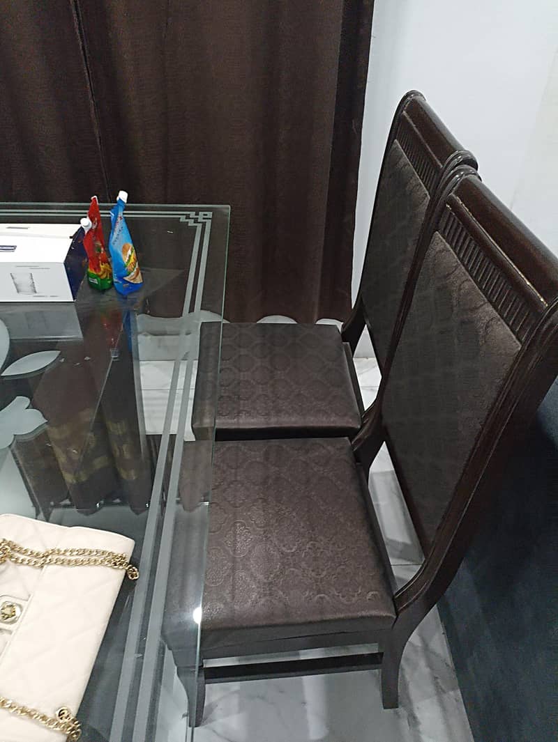 dining table available brand new condition. 2