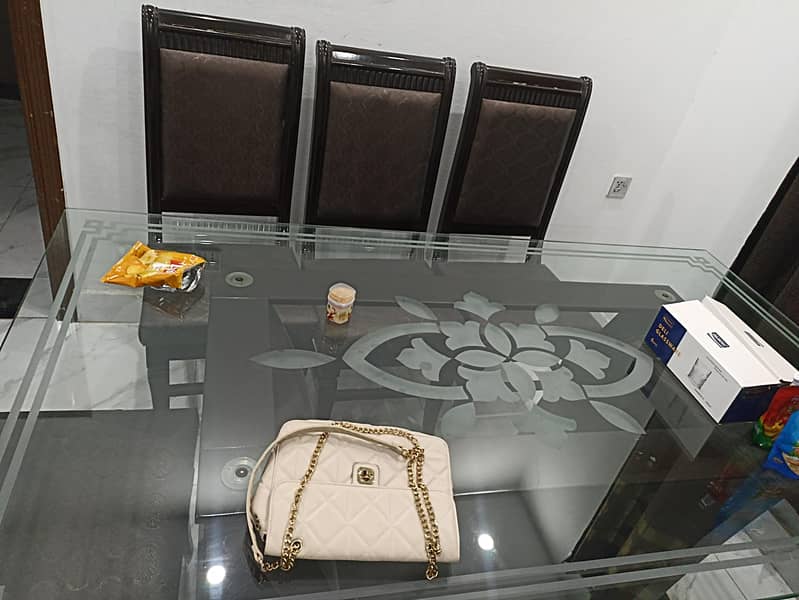 dining table available brand new condition. 3