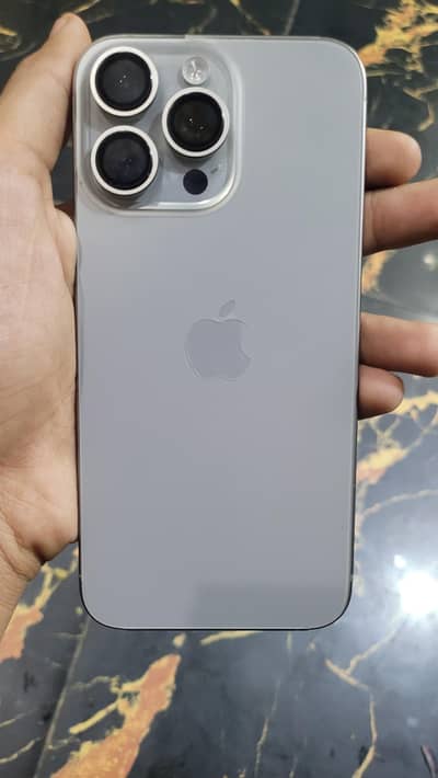 Apple iPhone 15 Pro Max