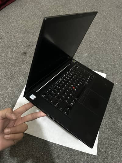 Lenovo ThinkPad (Workst) P1, Core i7, 16GB RAM,QuadroP1000 4GB,FullHD