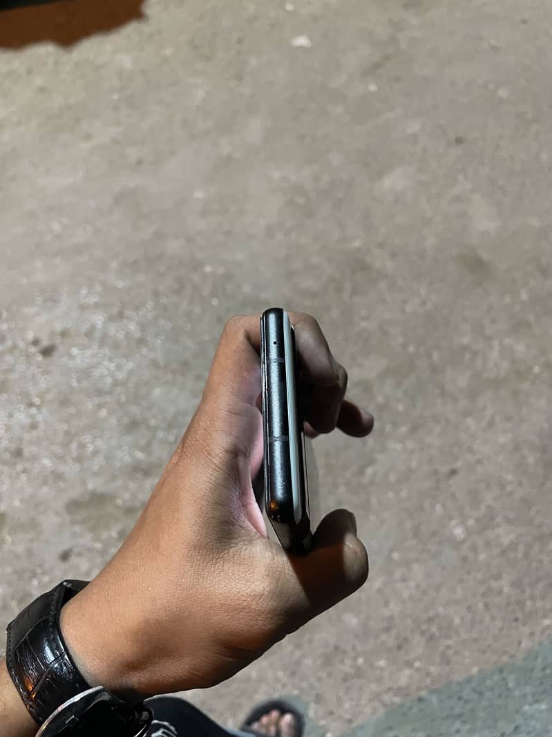 Google Pixel 6a 4