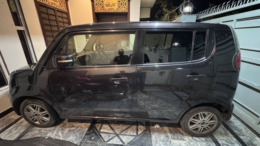 Nissan Moco 2012 0