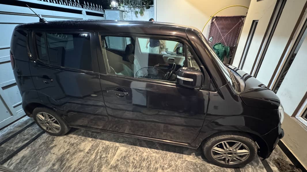 Nissan Moco 2012 2