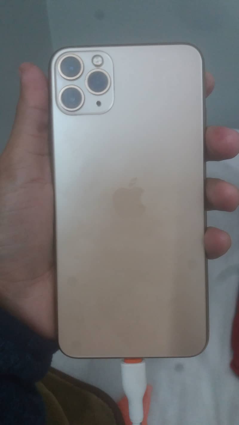 iPhone 11 Pro Max 1