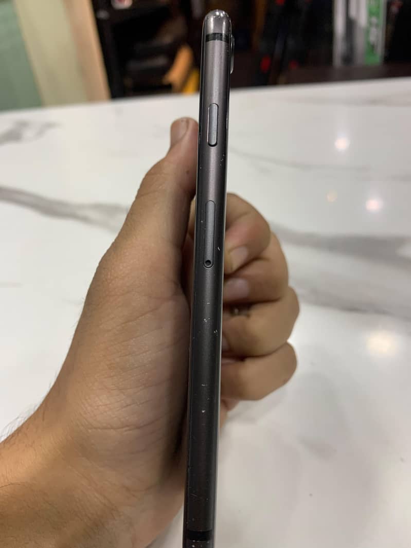 Apple iPhone 8 2