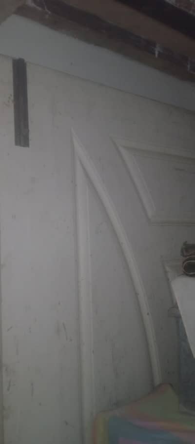 plie Door's