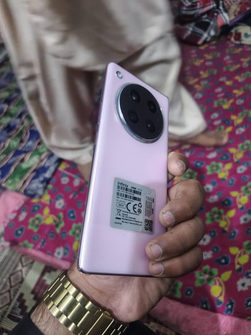 Infinix Zero 40 1
