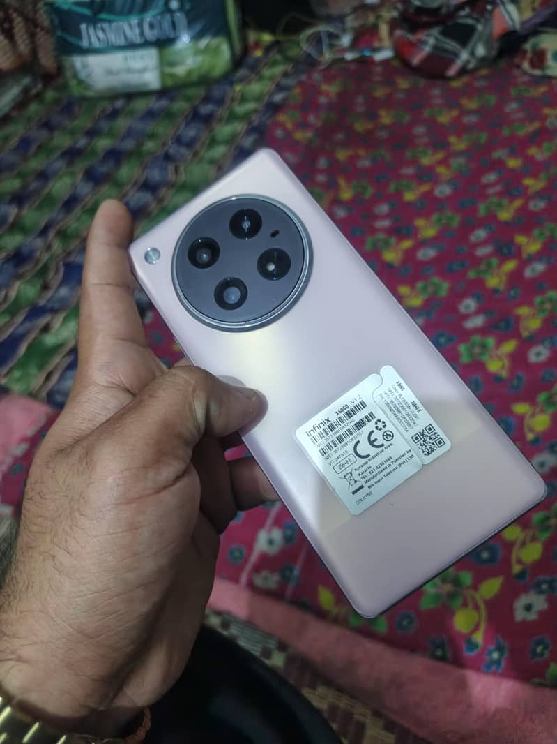 Infinix Zero 40 3