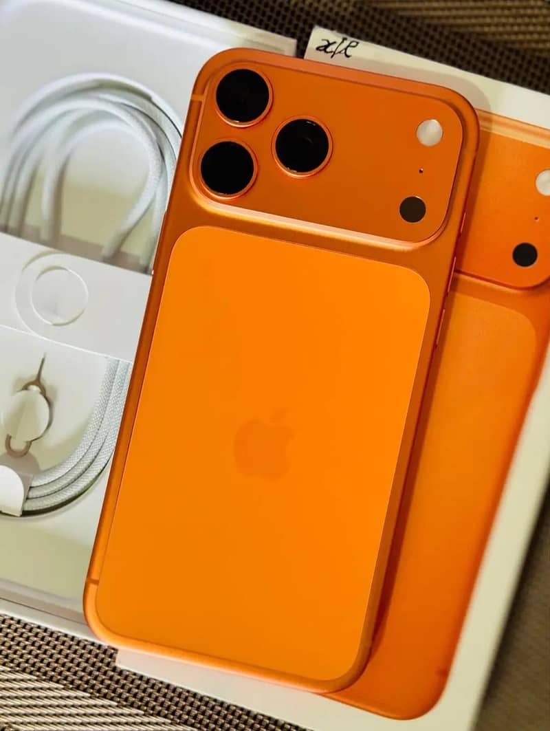 Apple iPhone 17 Pro Max 1