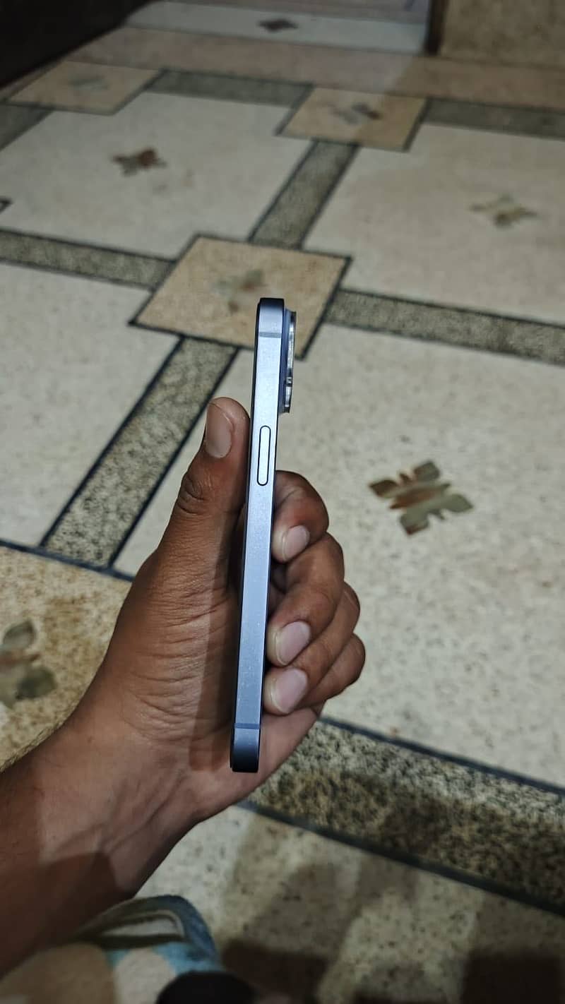 Apple iPhone 14 1