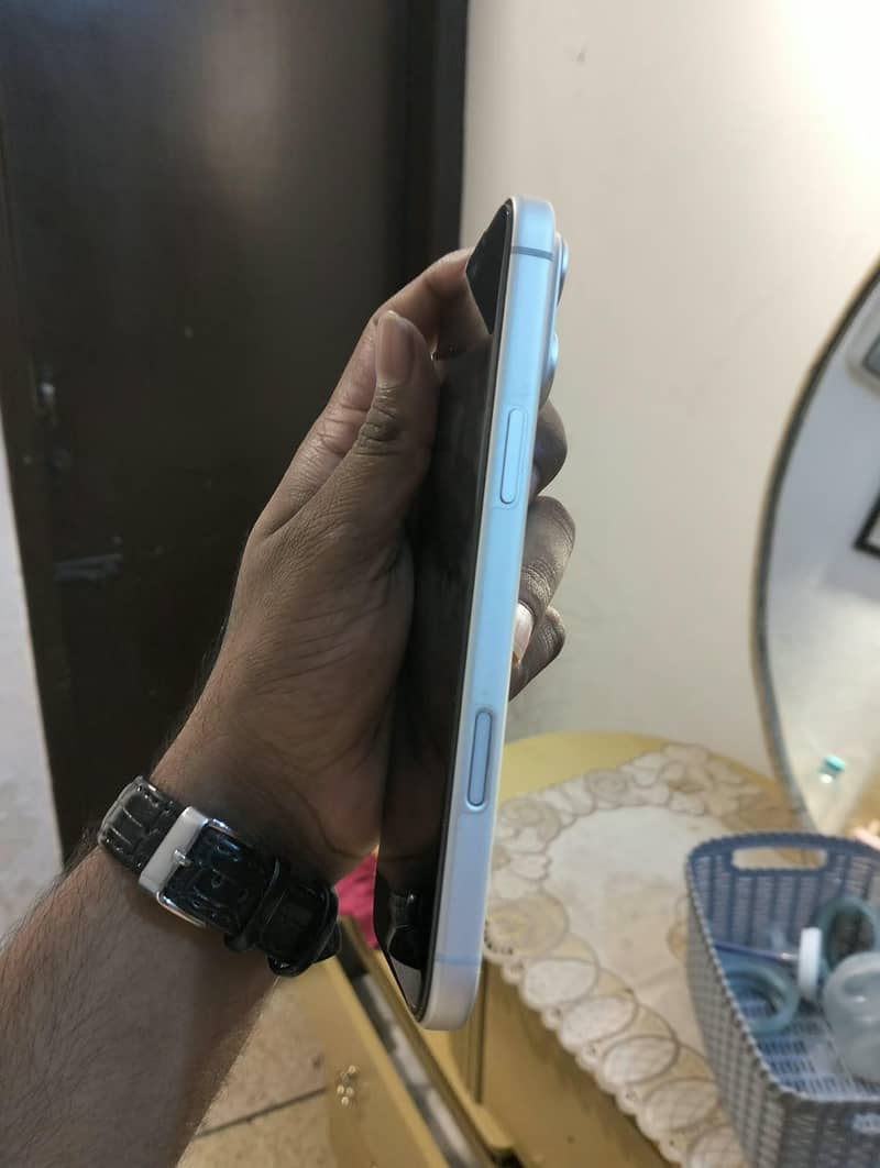 Apple iPhone 17 Pro Max 1