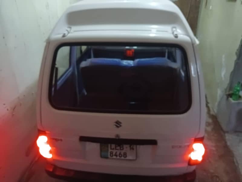Suzuki Bolan 2015 3