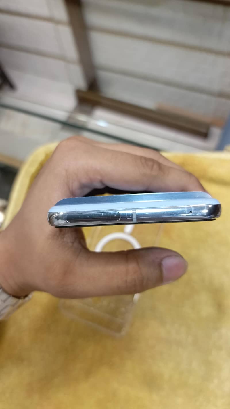 Google Pixel 8 Pro 3