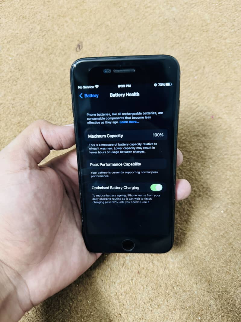 Apple iPhone 7 Plus 11