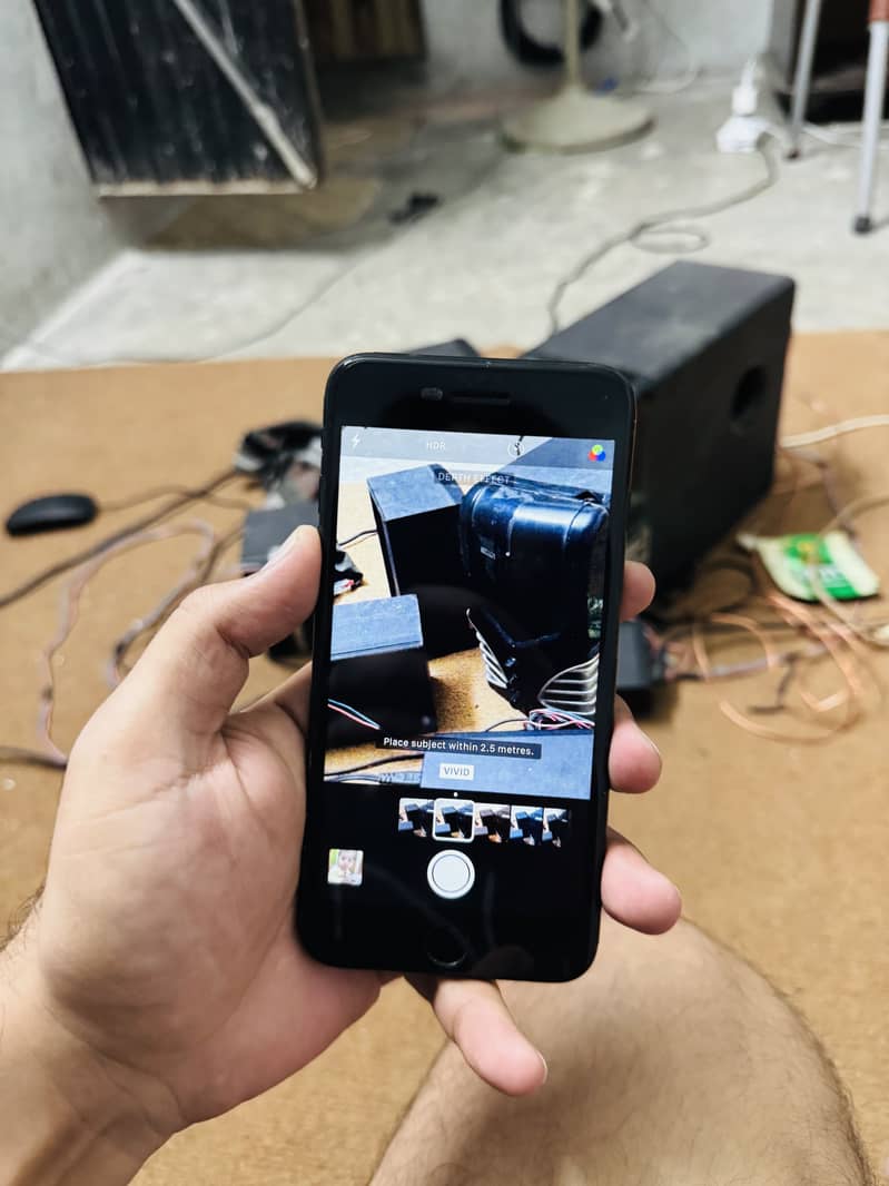 Apple iPhone 7 Plus 12