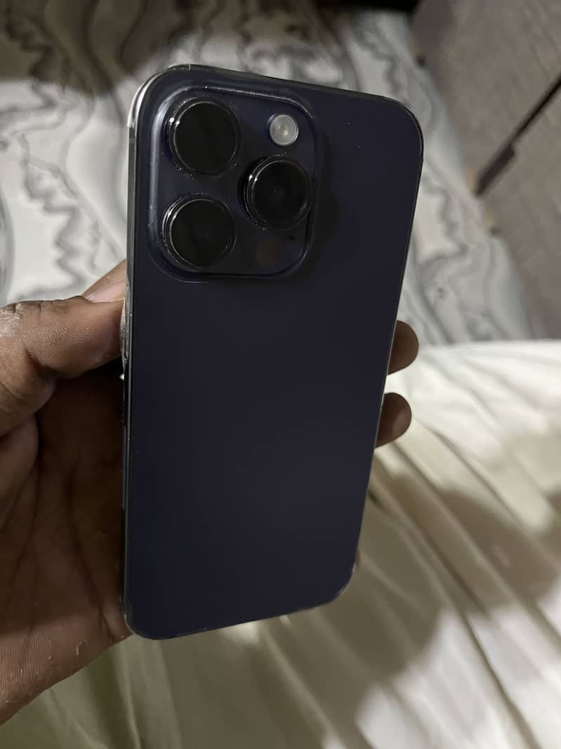 Apple iPhone 14 Pro 2