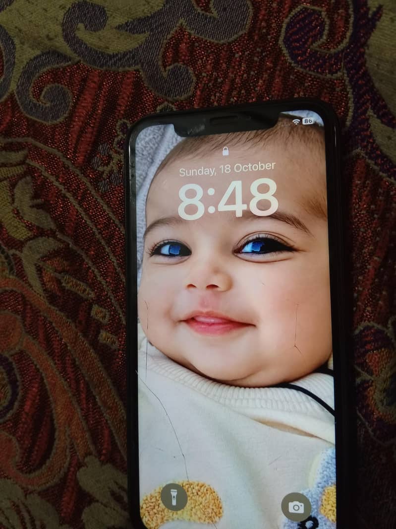 Apple iPhone XR 1
