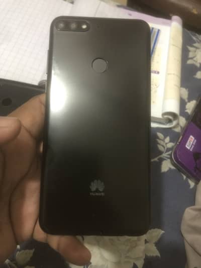 Huawei honor 7c