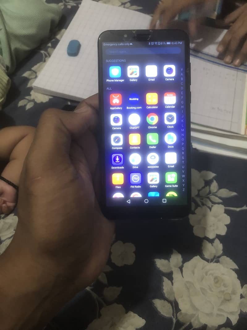 Huawei honor 7c 3
