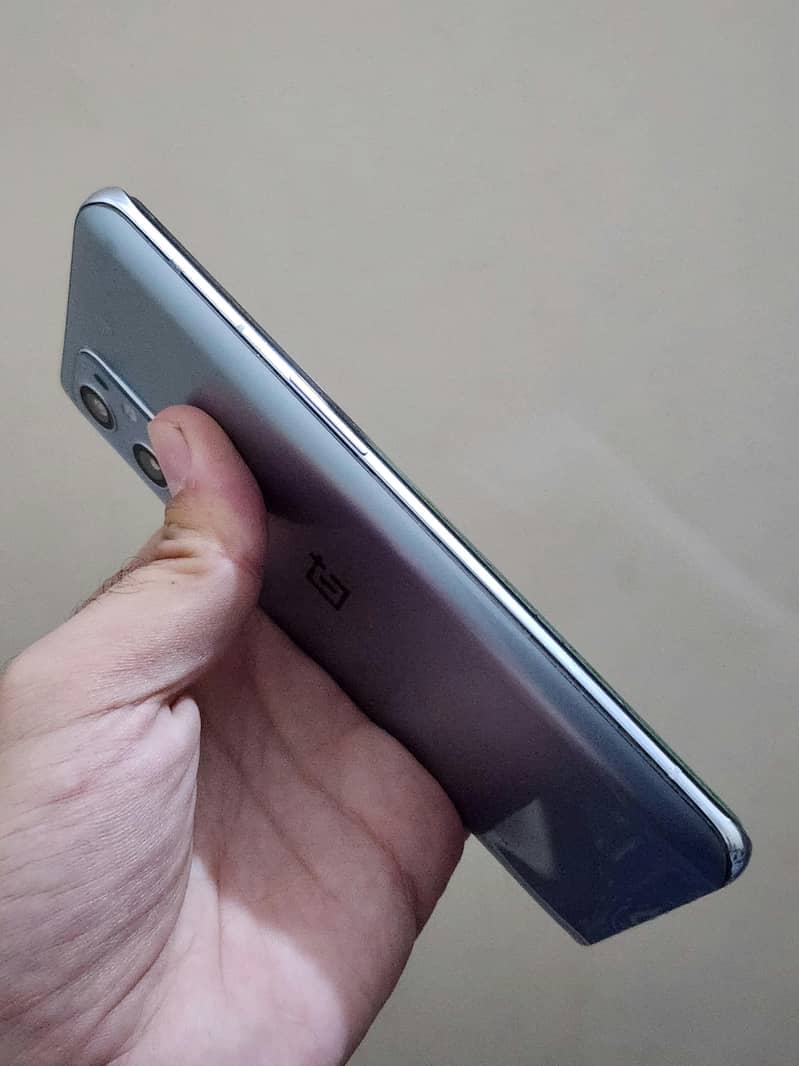 One Plus 9 Pro 12/256 gn 2