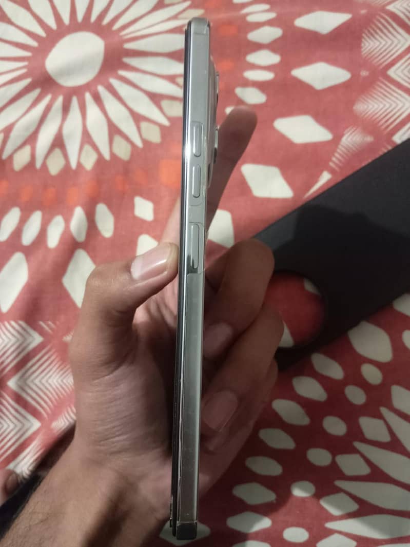 Tecno SPARK 30 Pro 4