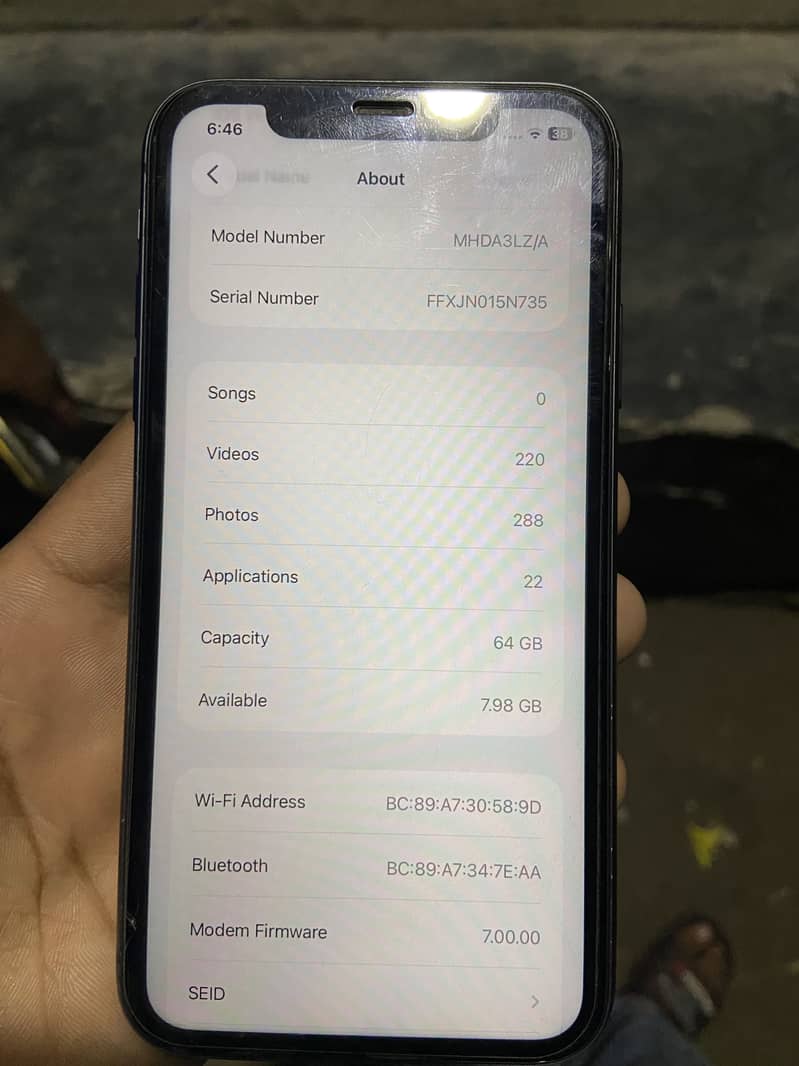 Apple iPhone 11 3