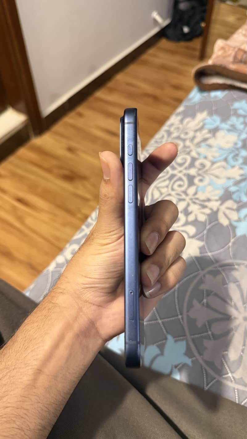 Apple iPhone 17 Pro Max 3