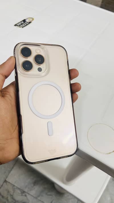 Apple iPhone 16 Pro Max