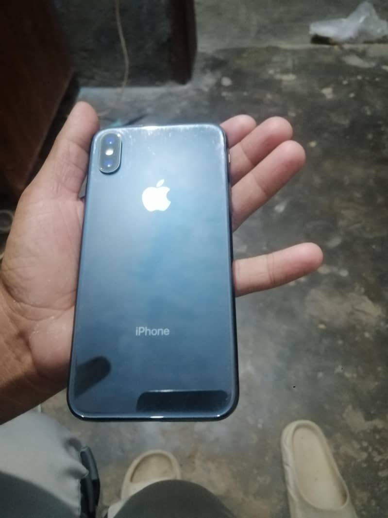 Apple iPhone X 3
